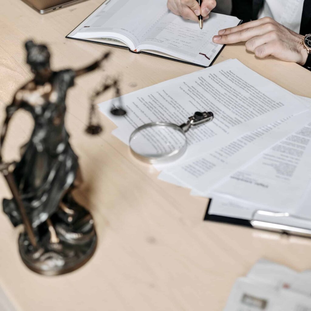 Acte de propriété en Italie : enregistrement et changement de noms